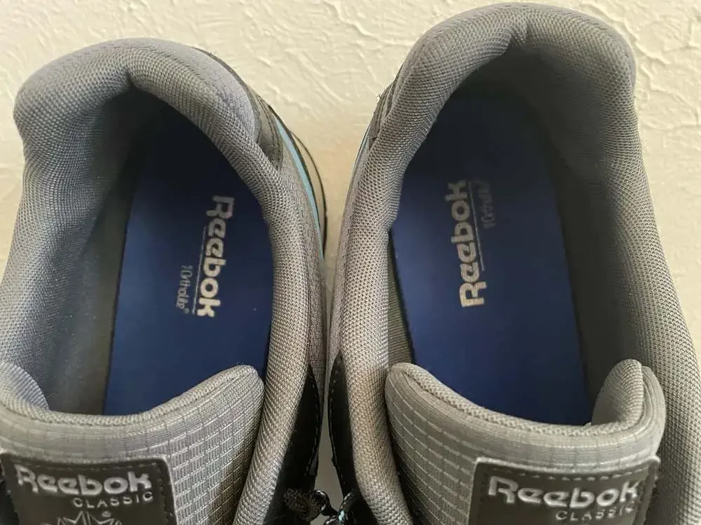 Reebok Classic Mens 15 Low Athletic Sneakers Gray Black Blue Leather & Nylon EUC